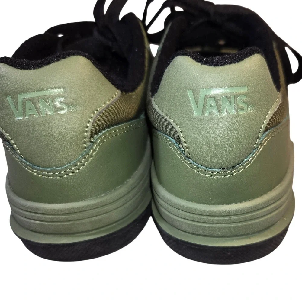 Vans Uplift Skate Shoes Olive Green Black White Sample Mens 5.5 Womens 7